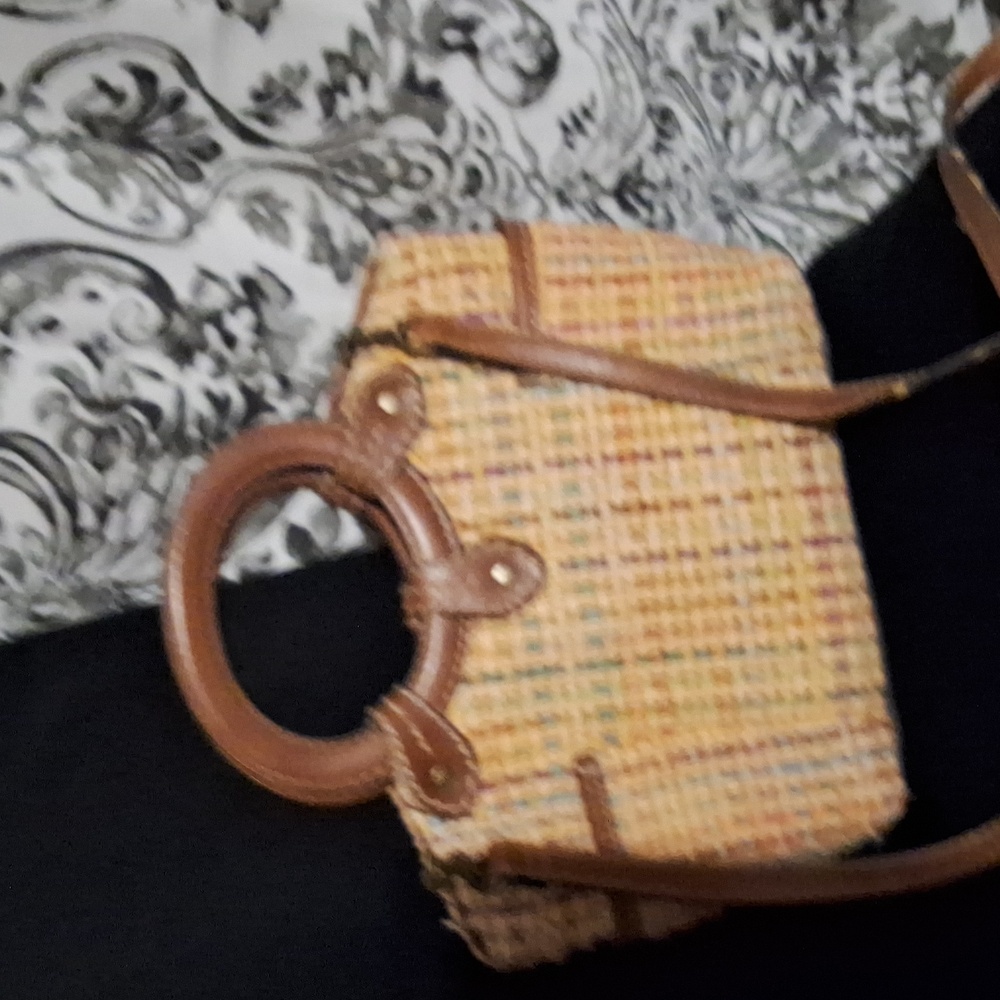 Fossil purse